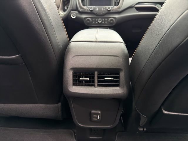 Used 2023 GMC Terrain AT4 w/ GMC Pro Grade Package AWD/4WD image 15