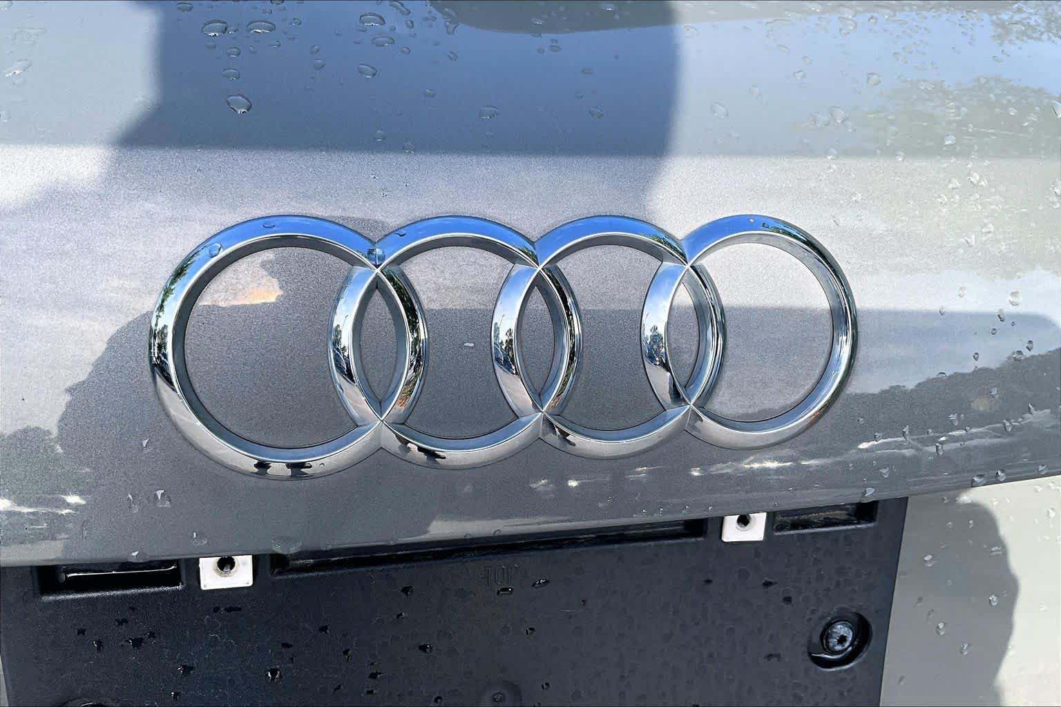 Used 2019 Audi Q3 2.0T Premium Plus w/ Premium Plus Package AWD/4WD image 31