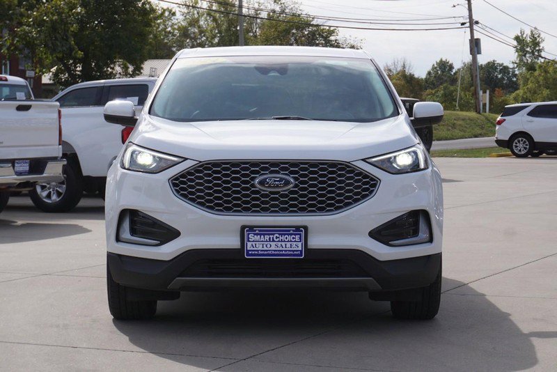 Used 2024 Ford Edge SEL image 8