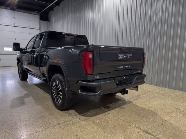 Used 2024 GMC Sierra 2500 Denali Ultimate AWD/4WD image 3