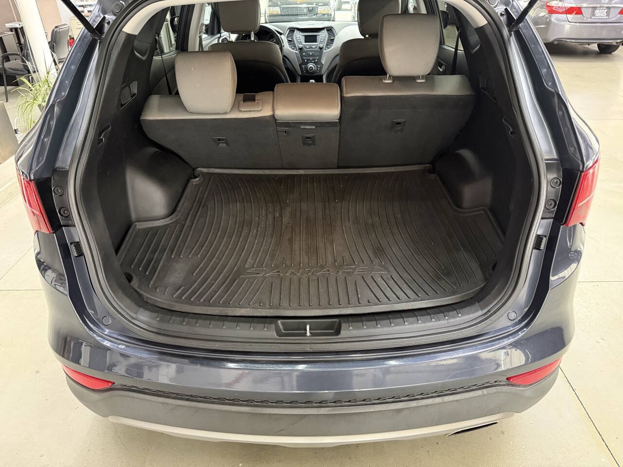 Used 2016 Hyundai Santa Fe Sport w/ Option Group 02 FWD image 9