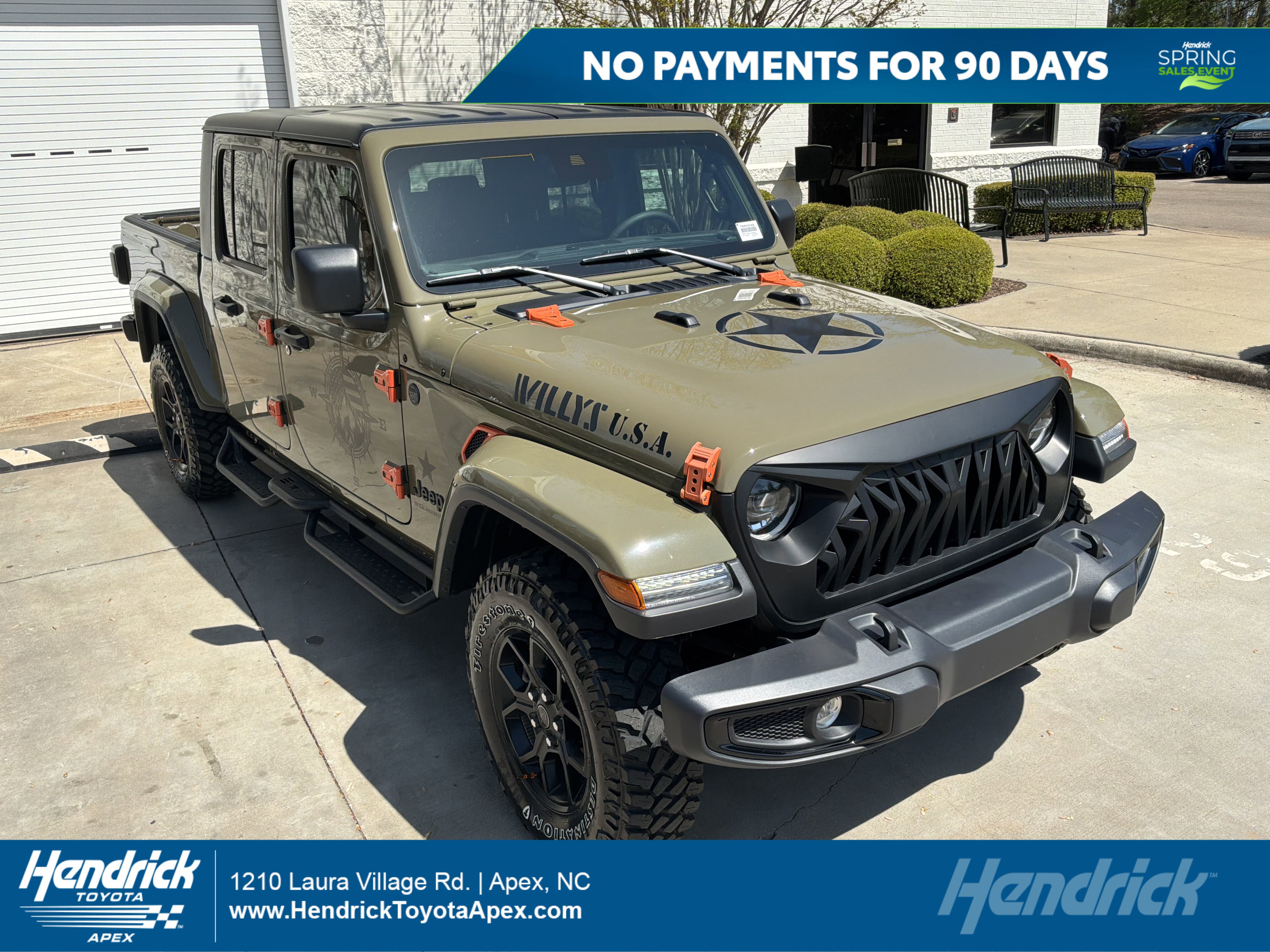 Used 2025 Jeep Gladiator Willys image 1