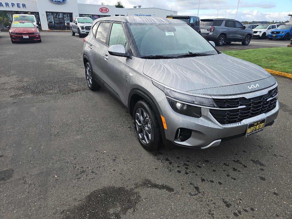 New 2026 Kia Seltos LX image 7