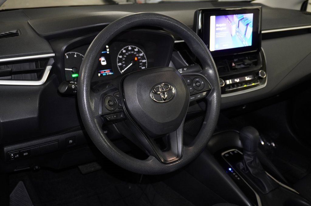 Used 2023 Toyota Corolla LE image 8