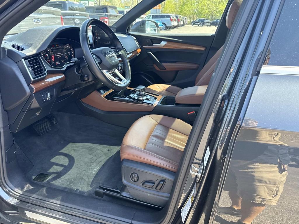 Used 2021 Audi Q5 2.0T Premium Plus AWD/4WD image 19