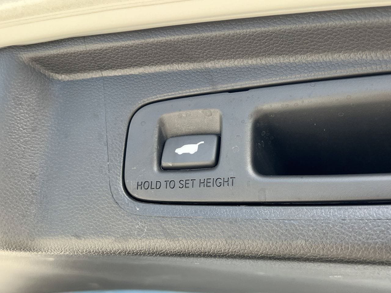 Used 2025 Honda CR-V Sport Touring image 31