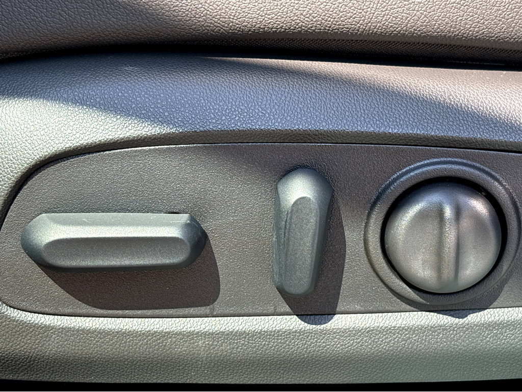 New 2025 Chevrolet TrailBlazer ACTIV w/ Convenience Package FWD image 19