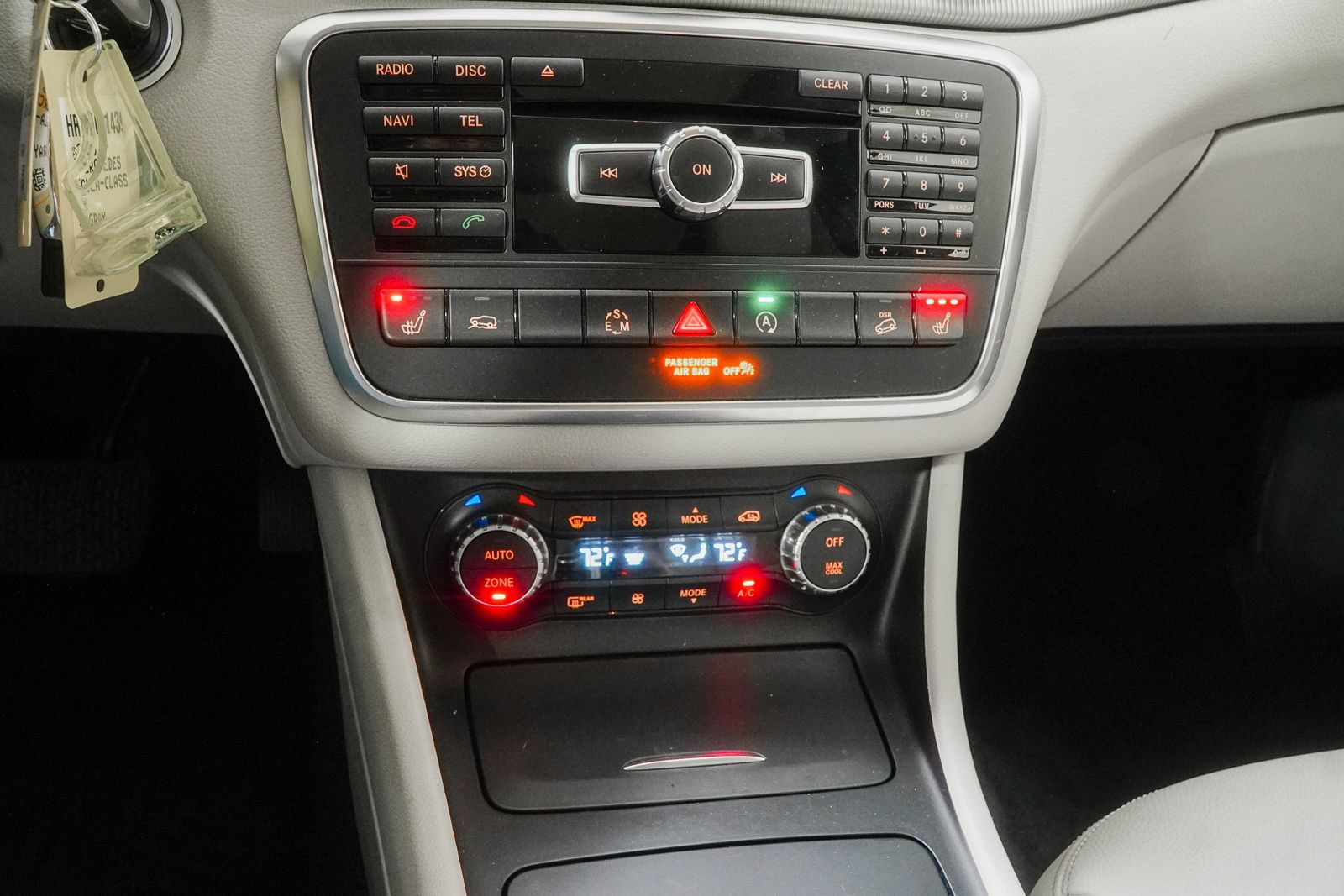 Used 2015 Mercedes-Benz GLA 250 4MATIC image 31