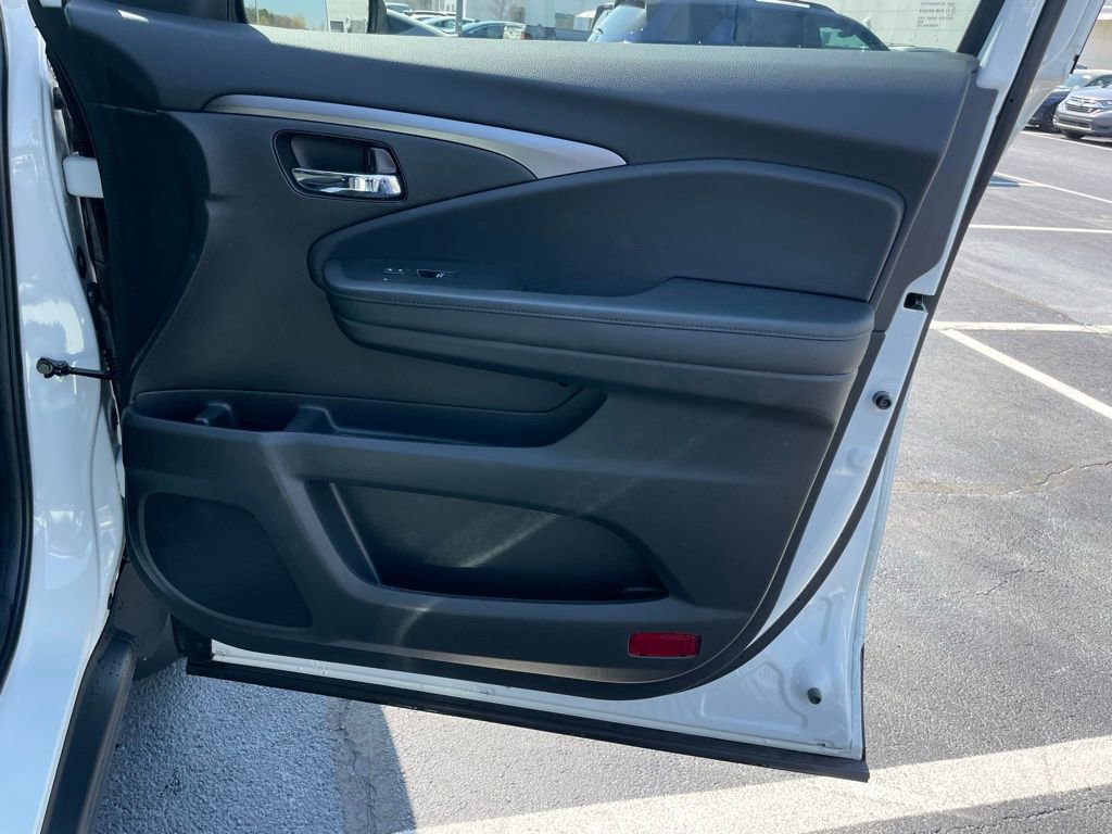 Certified 2022 Honda Pilot Special Edition image 30