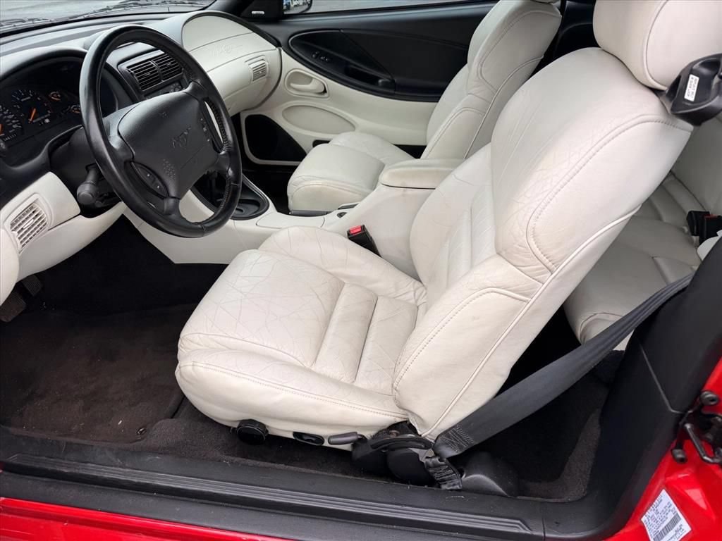 Used 1996 Ford Mustang GT RWD image 15
