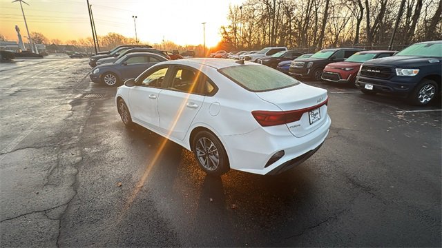 Used 2024 Kia Forte LXS image 4