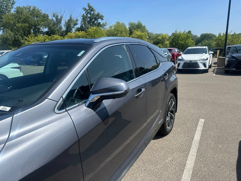 Used 2019 Lexus RX 450h AWD image 7