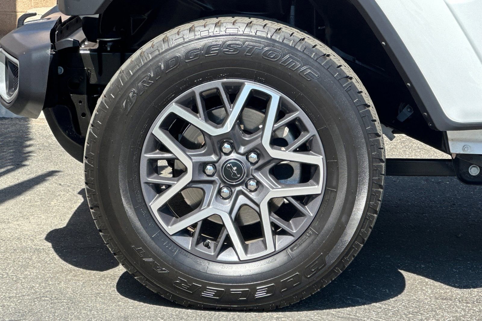 Used 2025 Jeep Wrangler Sahara image 26