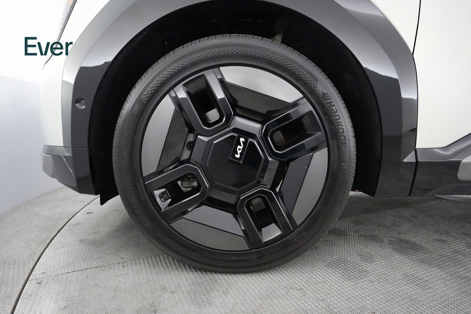 Used 2024 Kia EV9 GT-Line image 18