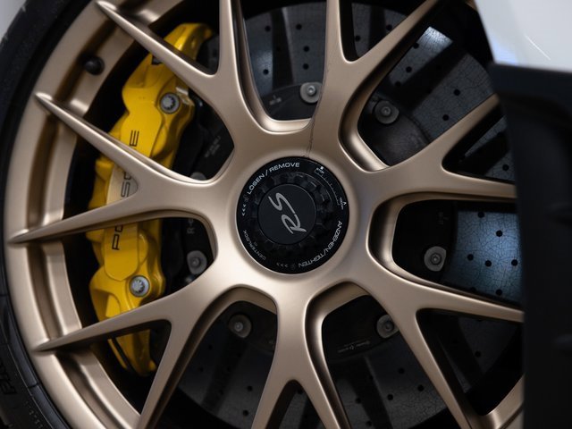Certified 2025 Porsche 718 Boxster Spyder RS image 15