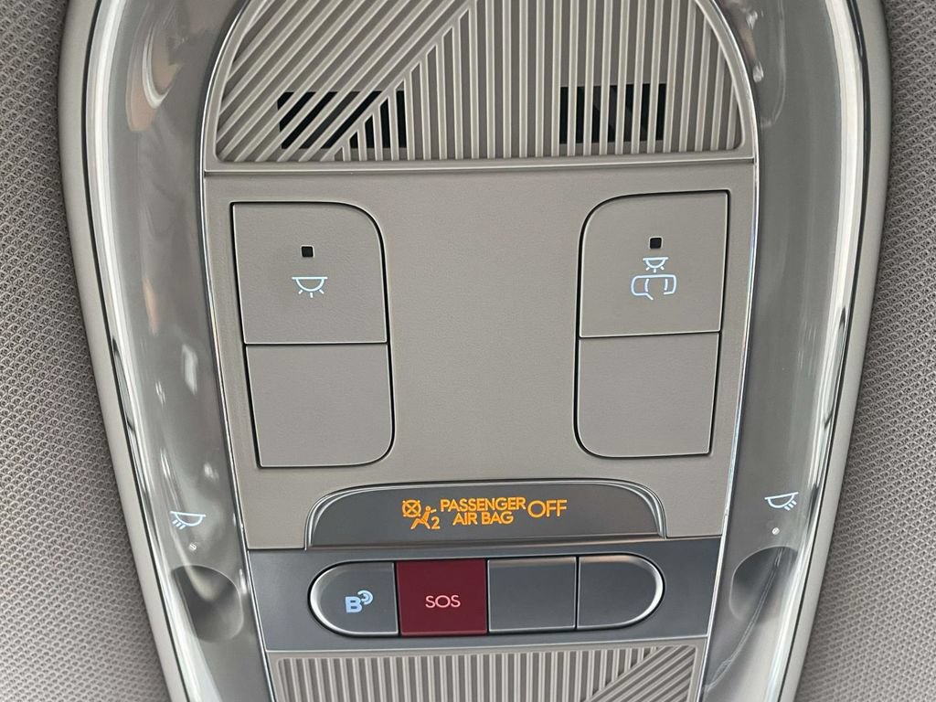 Certified 2025 Hyundai Ioniq 5 SEL RWD image 23