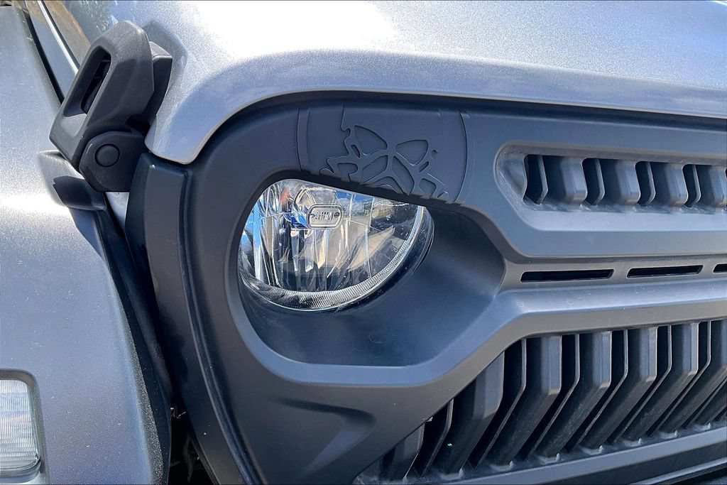 Used 2020 Jeep Gladiator Sport w/ Quick Order Package 24S AWD/4WD image 27