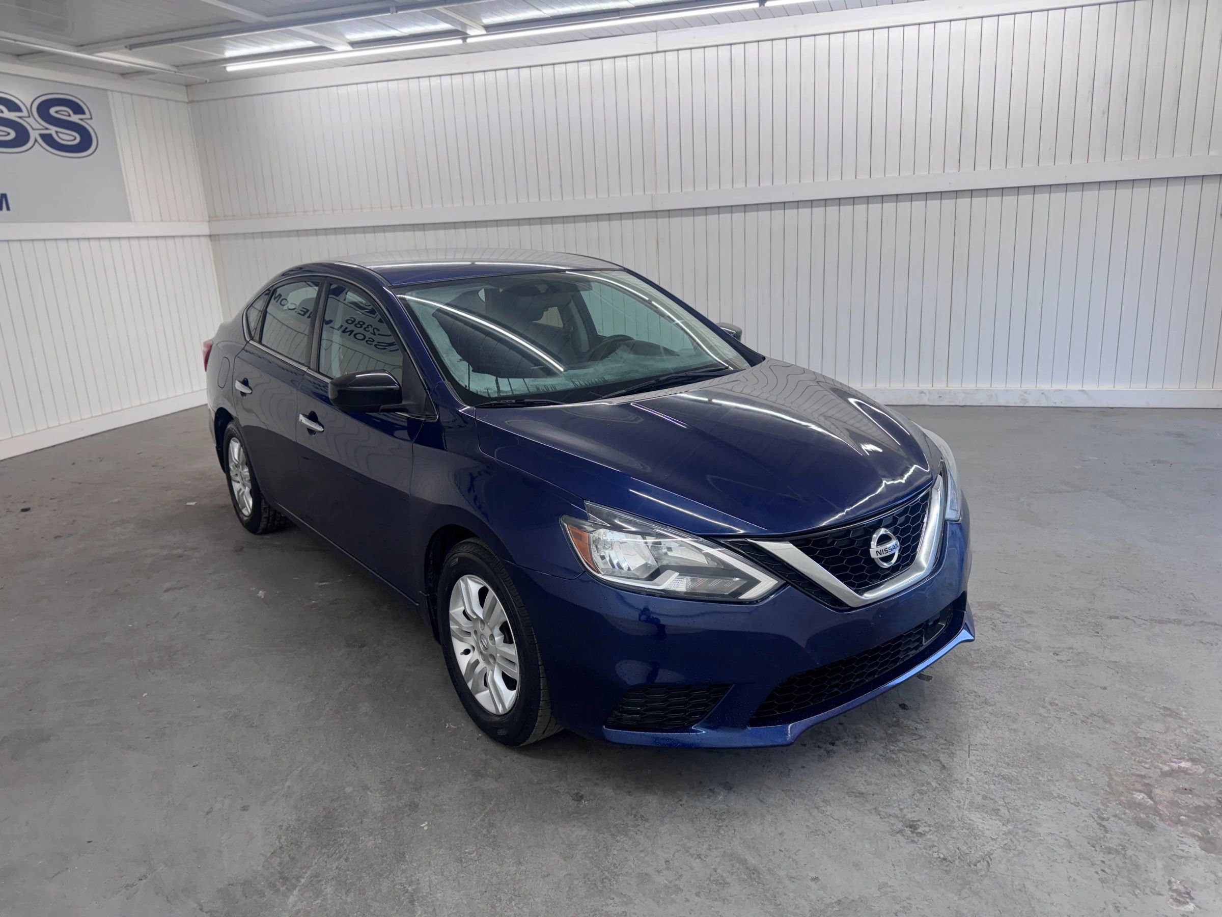 Used 2019 Nissan Sentra SV FWD image 3