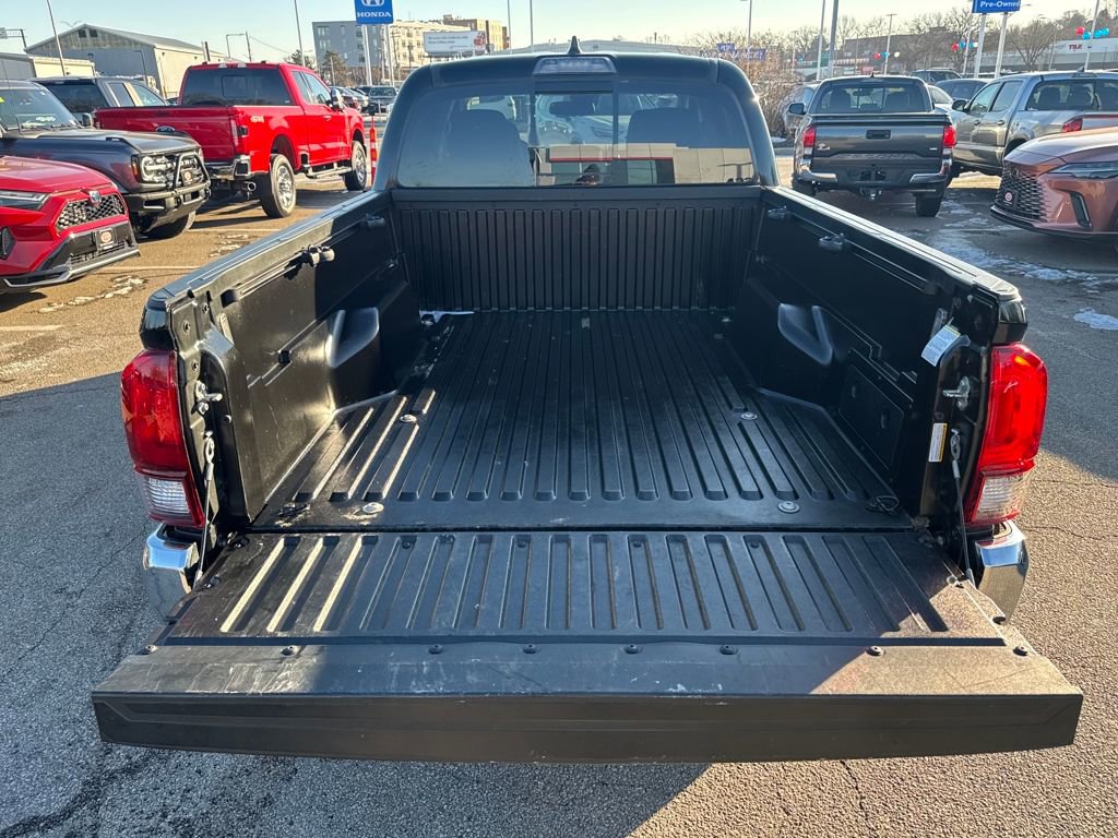 Used 2023 Toyota Tacoma SR5 image 7