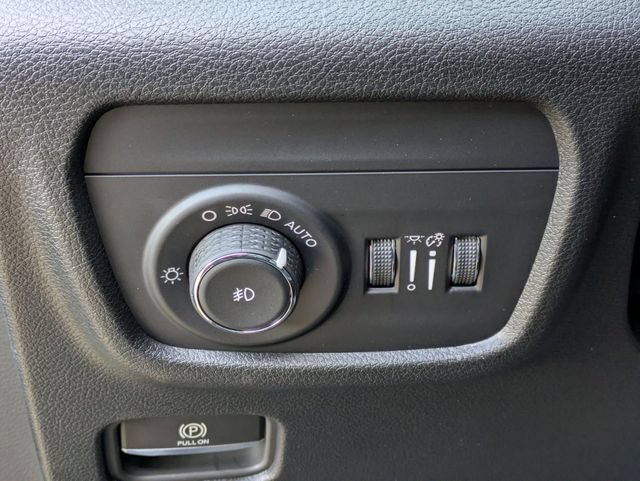 New 2026 Jeep Grand Cherokee Limited AWD/4WD image 17