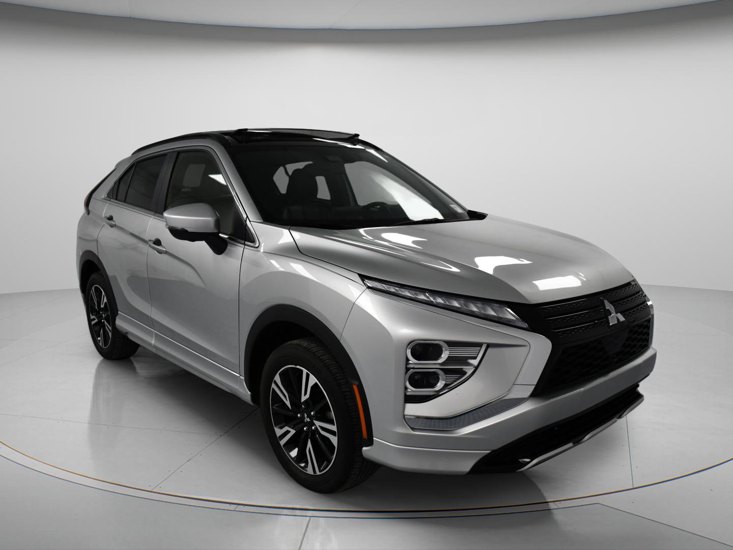 Used 2024 Mitsubishi Eclipse Cross SEL AWD/4WD image 2