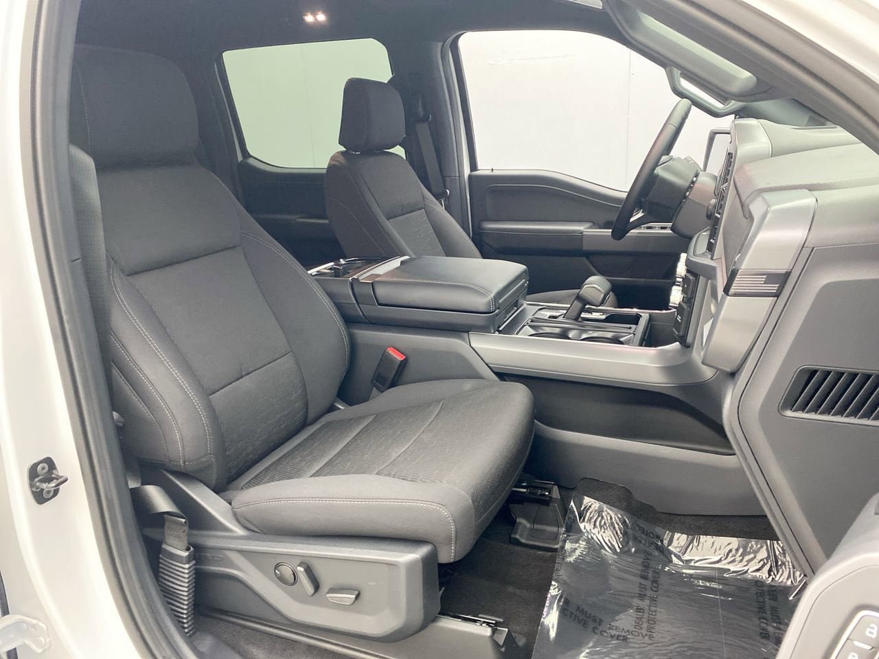 New 2026 Ford F150 XLT w/ Equipment Group 302A MID AWD/4WD image 23