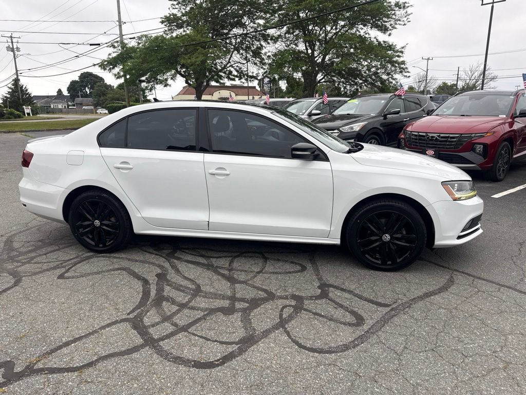 Used 2018 Volkswagen Jetta Sport FWD image 4