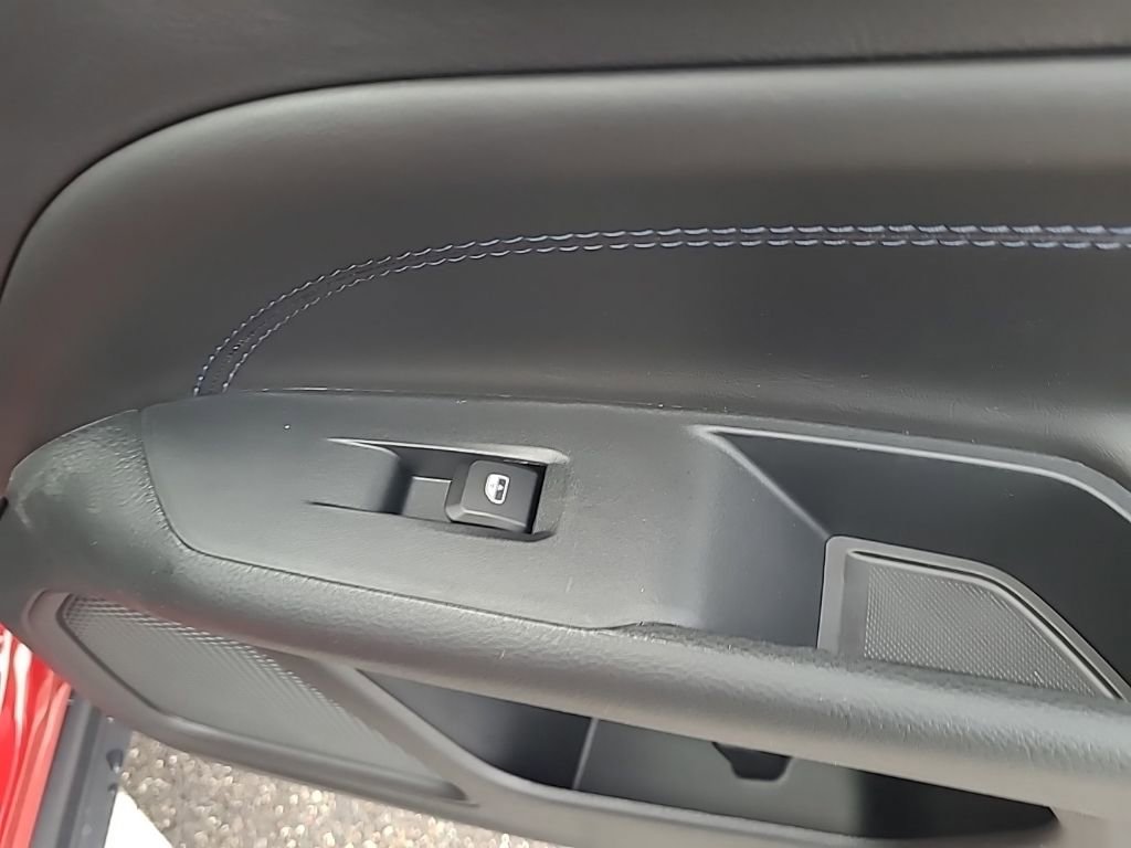 New 2026 Jeep Compass Latitude w/ Sun and Sound Group image 29