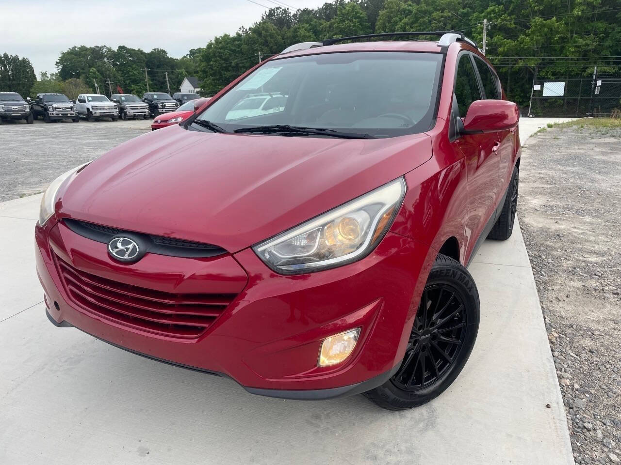 Used 2015 Hyundai Tucson SE FWD image 2