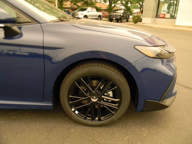 New 2026 Toyota Camry SE AWD/4WD image 9