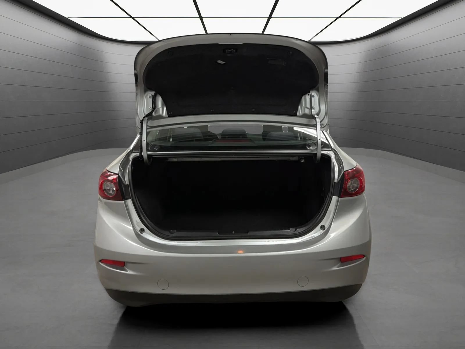 Used 2015 MAZDA MAZDA3 i SV FWD image 19