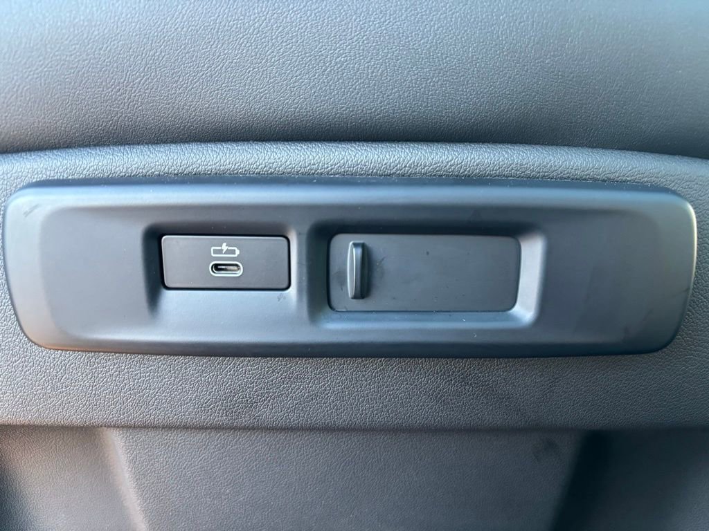 Used 2023 BMW X5 xDrive40i w/ Premium Package image 23