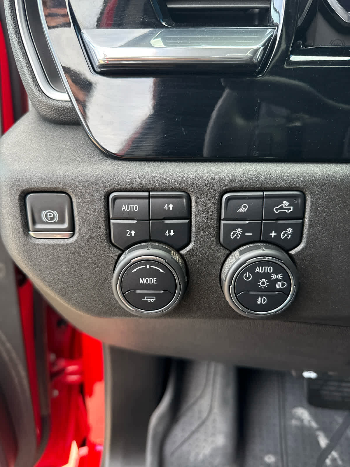 Used 2023 Chevrolet Silverado 1500 RST w/ Convenience Package II image 14