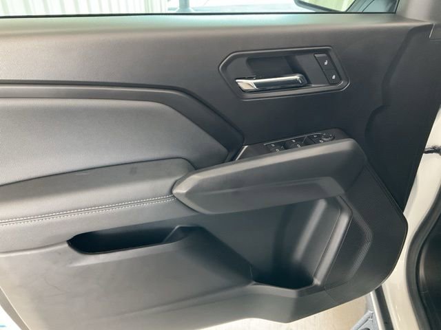 Used 2025 Chevrolet Colorado LT RWD image 5