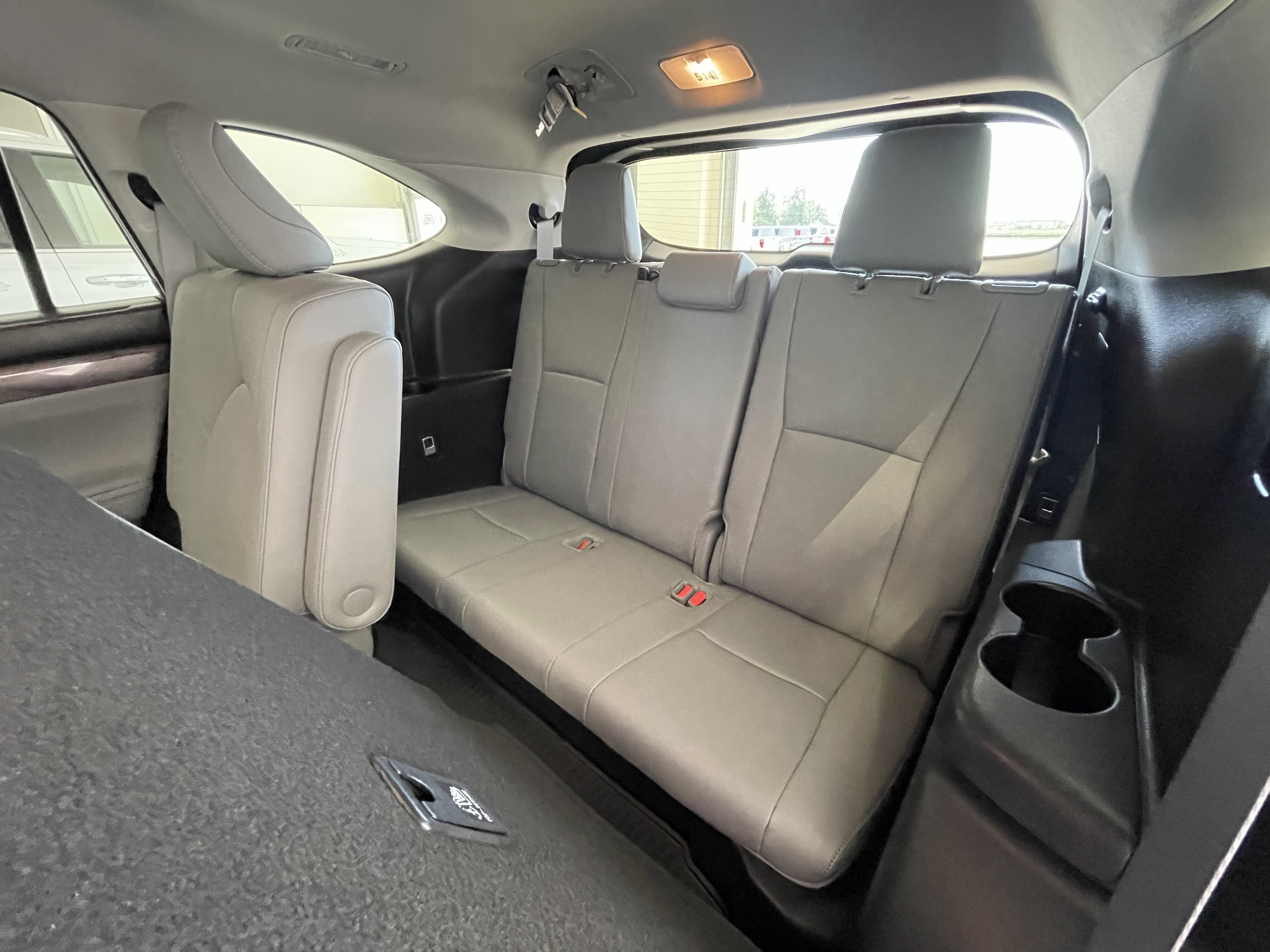 Used 2024 Toyota Highlander Limited AWD/4WD image 15