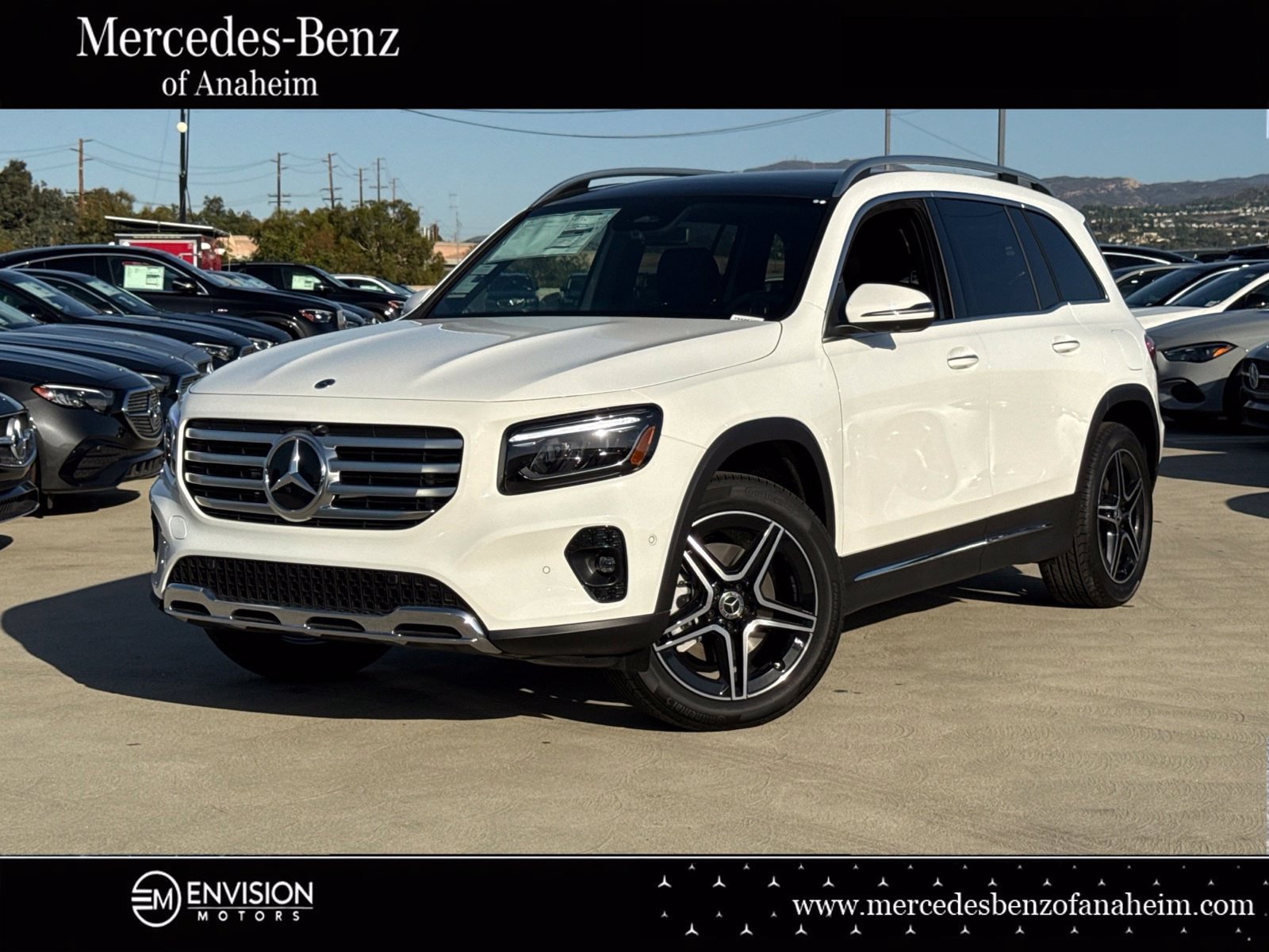 New 2026 Mercedes-Benz GLB 250 4MATIC image 1