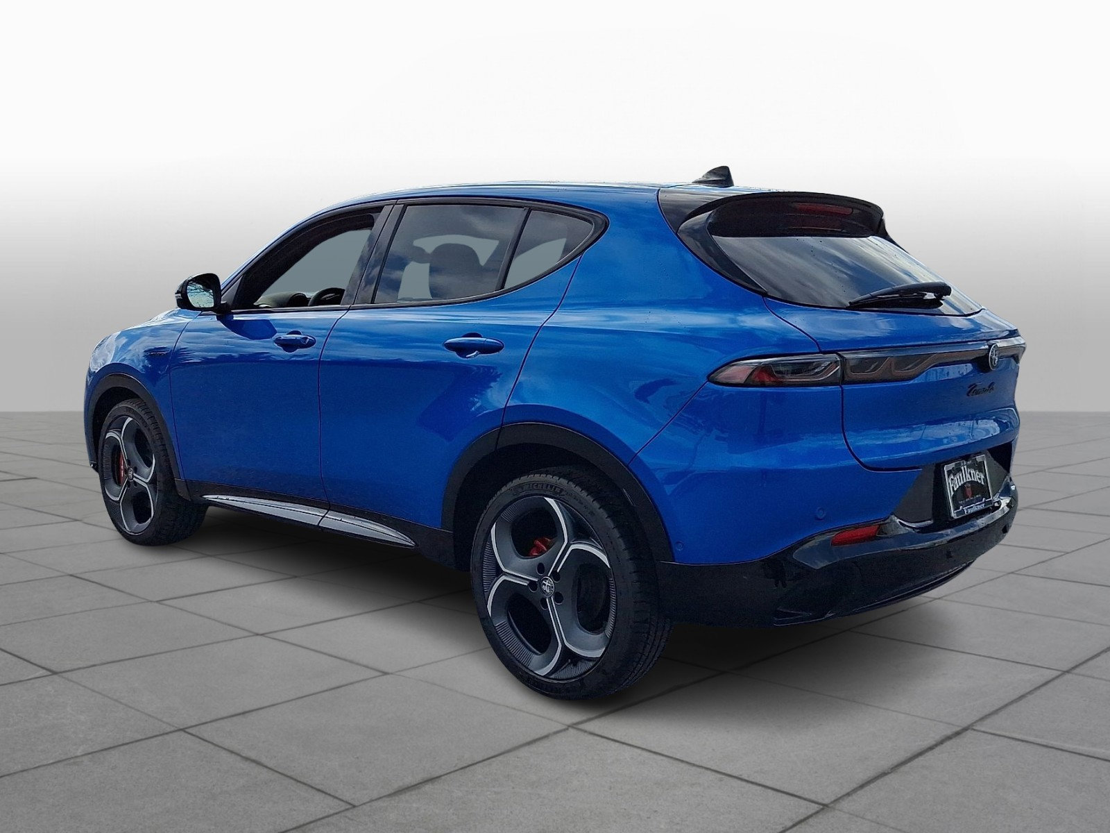 New 2026 Alfa Romeo Tonale w/ Active Assist Package image 3