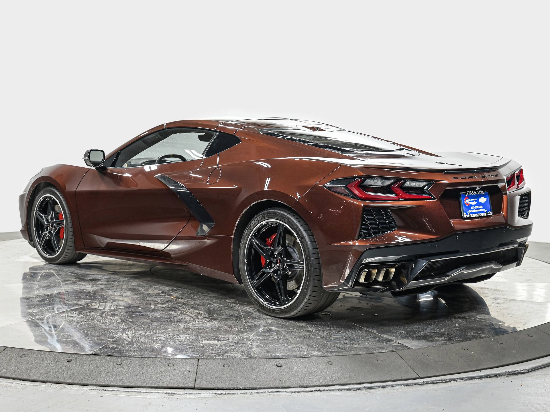 Used 2022 Chevrolet Corvette Stingray Preferred Cpe w/ Z51 Performance Package image 4