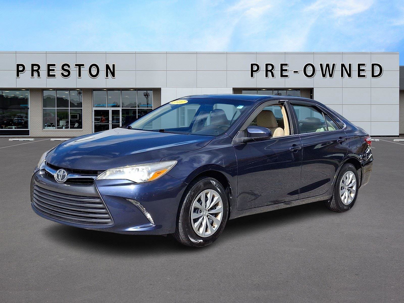 Used 2017 Toyota Camry LE