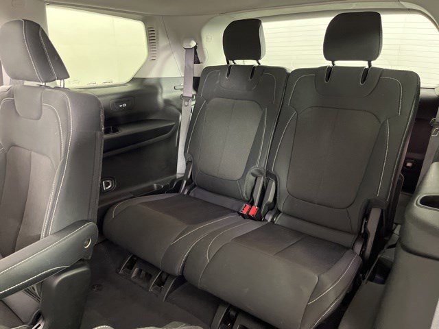 Used 2023 Jeep Grand Cherokee L Laredo w/ Luxury Tech Group I AWD/4WD image 43
