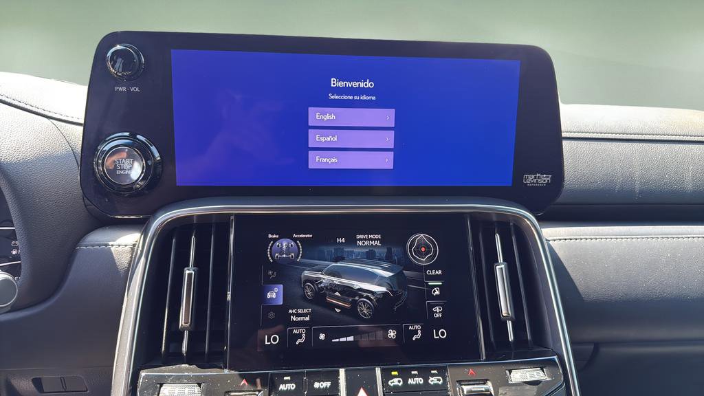 Used 2023 Lexus LX 600 4WD w/ Appearance Package image 30
