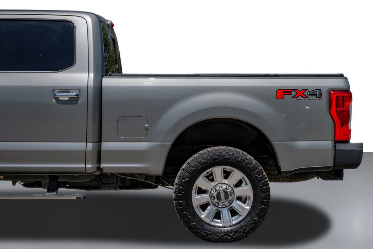Used 2019 Ford F250 Platinum w/ Platinum Ultimate Package AWD/4WD image 11