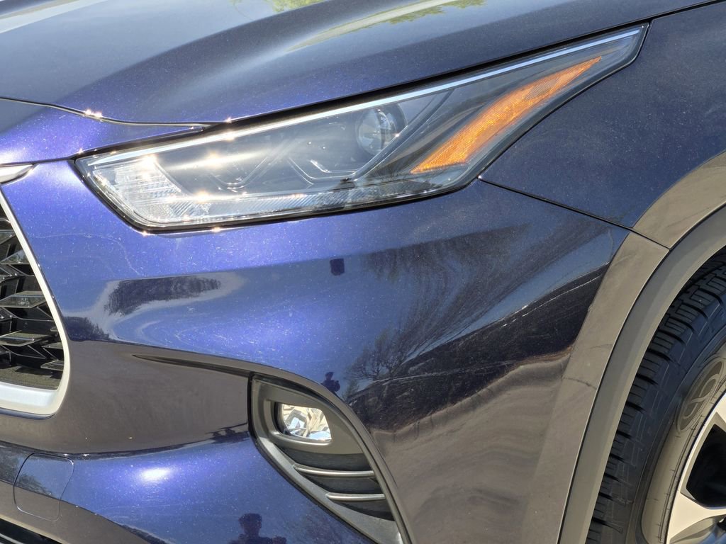 Used 2022 Toyota Highlander XLE image 15