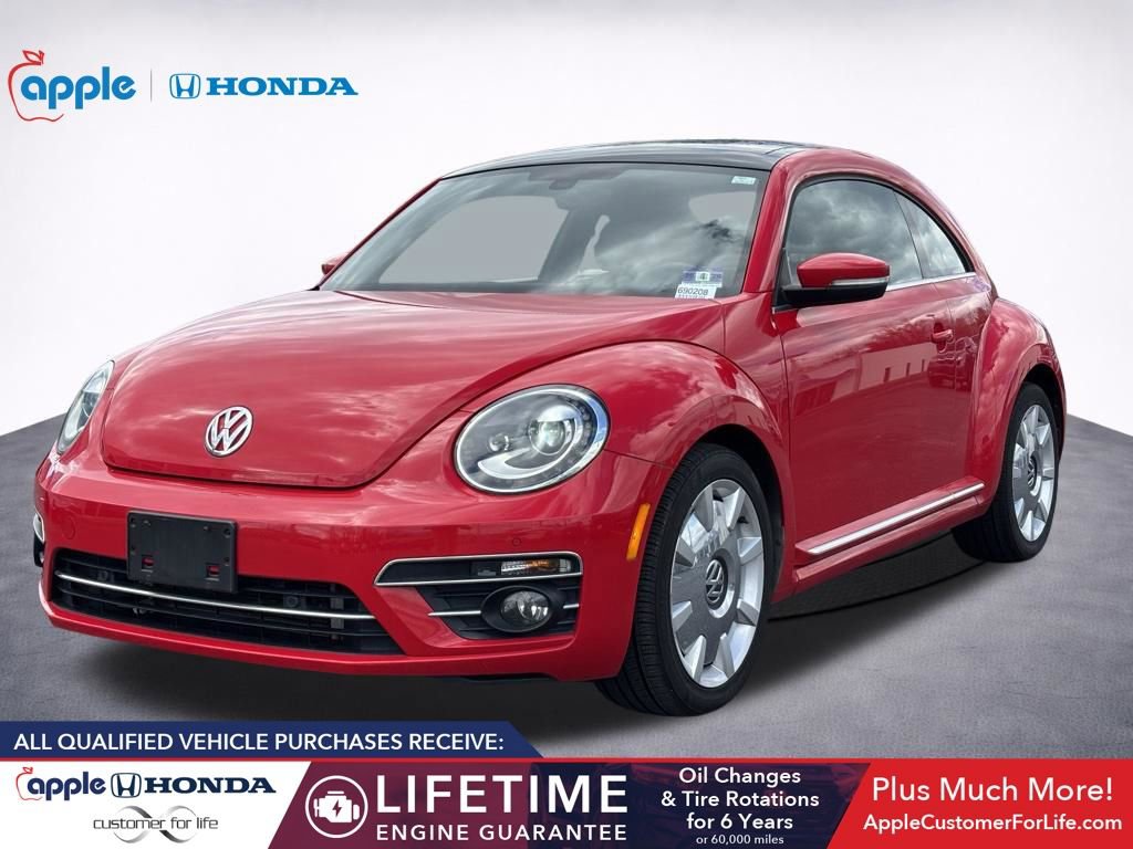Used 2019 Volkswagen Beetle 2.0T SE image 3