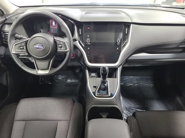 Used 2022 Subaru Outback Premium AWD/4WD image 2