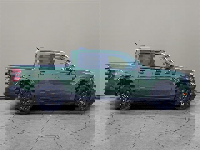 New 2025 Ford Maverick XLT w/ XLT Luxury Package image 13