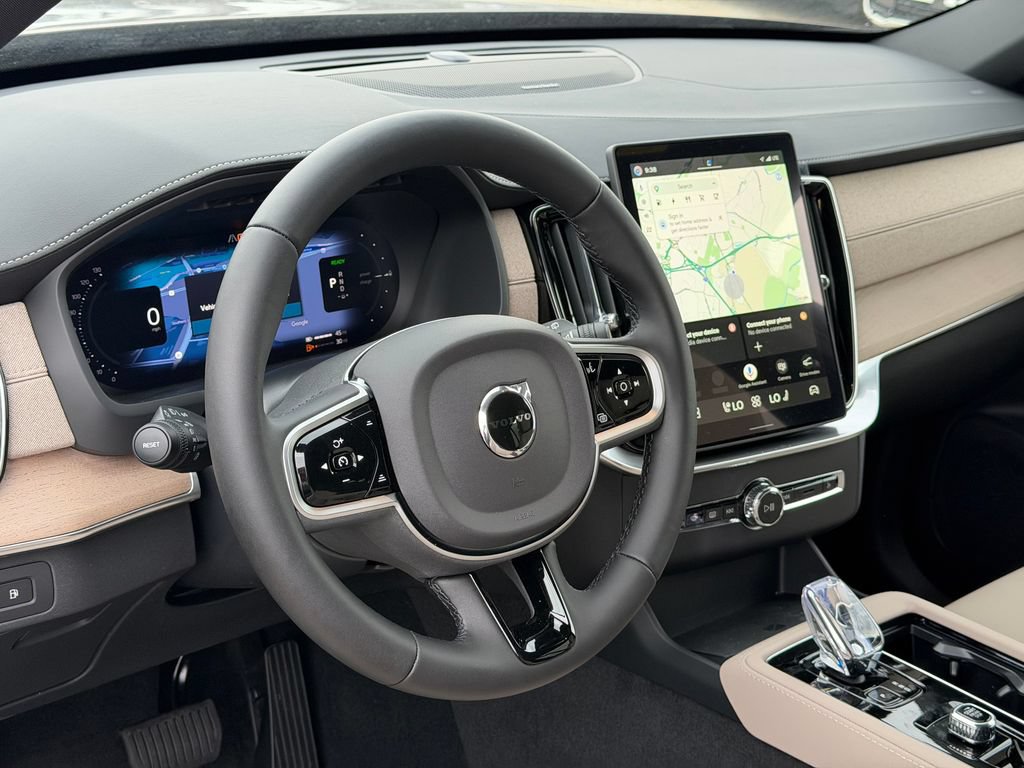 New 2026 Volvo XC90 T8 Plus w/ Protection Package Premier AWD/4WD image 15
