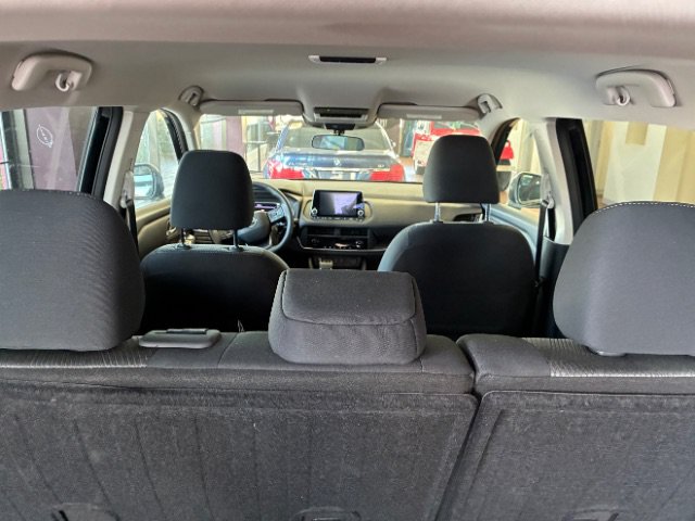 Used 2026 Nissan Rogue SV FWD image 15
