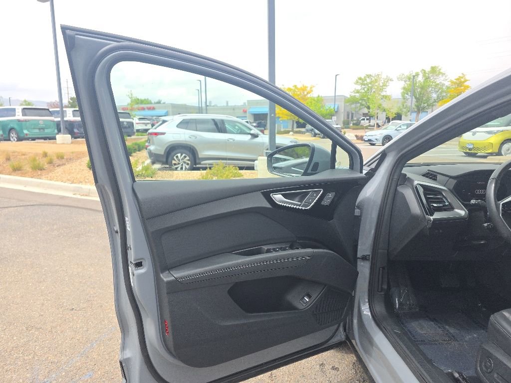 Used 2023 Audi Q4 e-tron Prestige w/ Black Optic Package AWD/4WD image 9