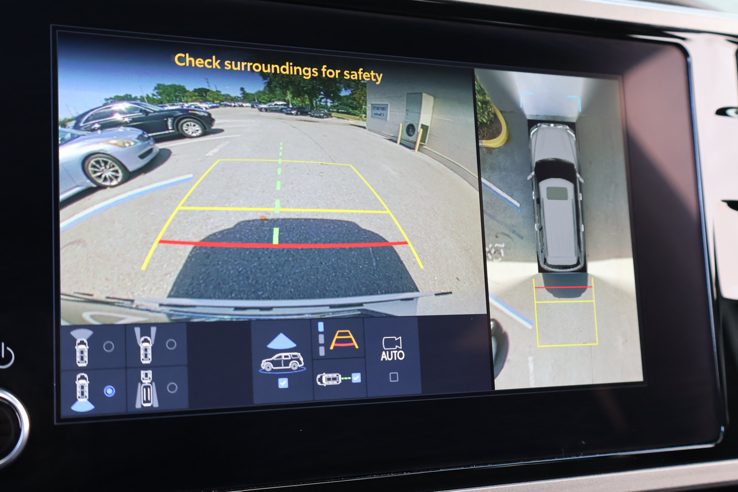 Used 2026 Toyota Sequoia SR5 RWD image 4